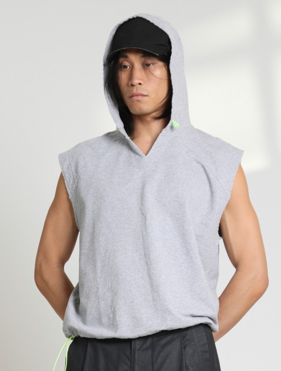 HODDIE SLEEVELESS
