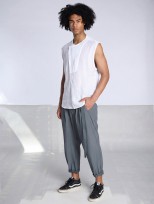 SLEEVELESS