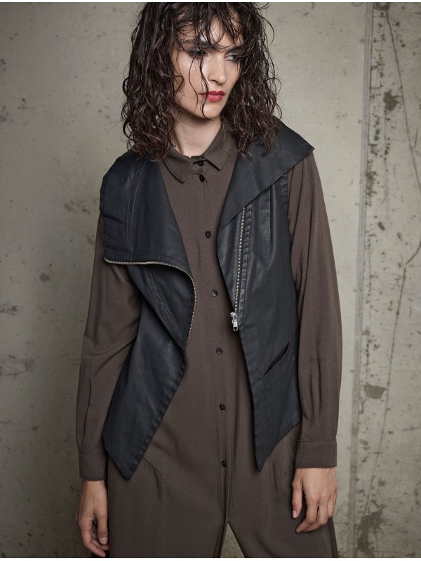 VEST VEST